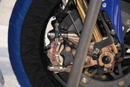 O Rossi και ο Kallio δοκίμασαν τη νέα δαγκάνα της Brembo